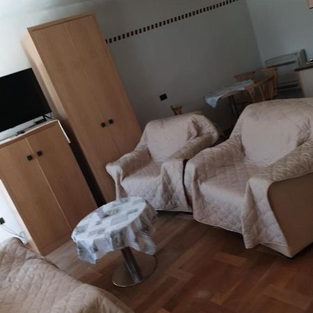 Smartno Apartmaji Sobe Josko Appartamento Esterno foto