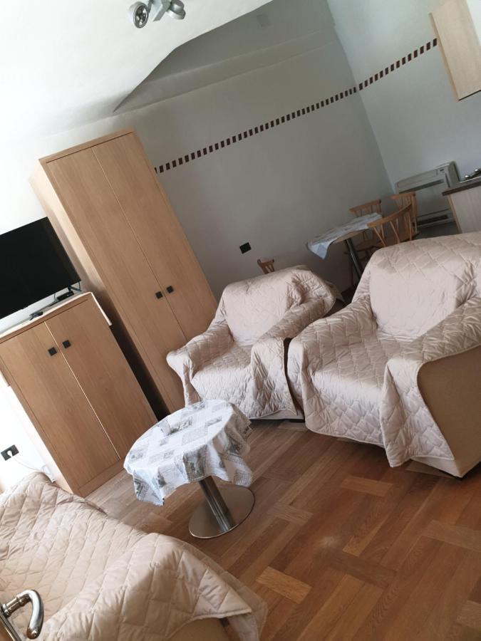 Smartno Apartmaji Sobe Josko Appartamento Esterno foto